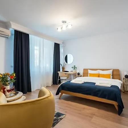 G24 - Luxurious & Cozy Inspired By Freedom Apartament