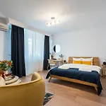 G24 - Luxurious & Cozy Inspired By Freedom Διαμέρισμα
