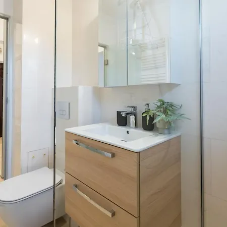 Apartment G24 - Luxurious & Cozy Inspired By Freedom