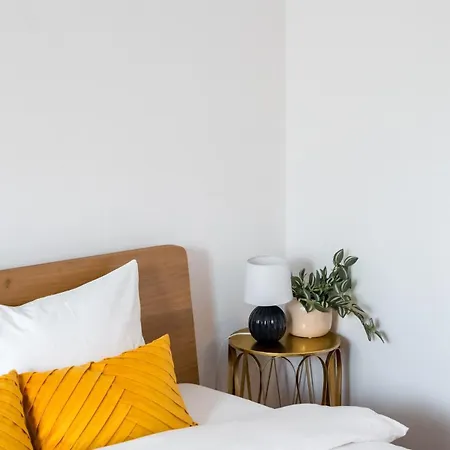 G24 - Luxurious & Cozy Inspired By Freedom Apartment Bucharest