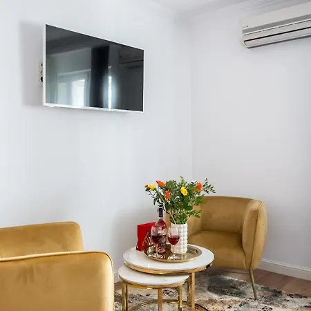 Apartment G24 - Luxurious & Cozy Inspired By Freedom