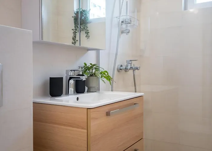 G24 - Luxurious & Cozy Inspired By Freedom Apartamento