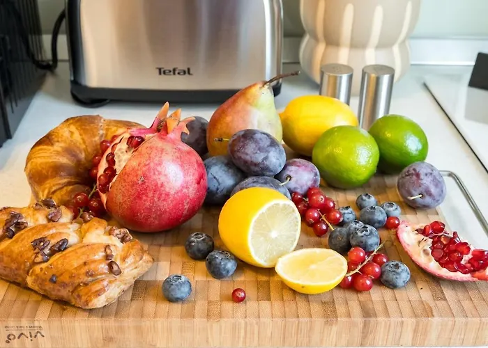 G24 - Luxurious & Cozy Inspired By Freedom 부쿠레슈티