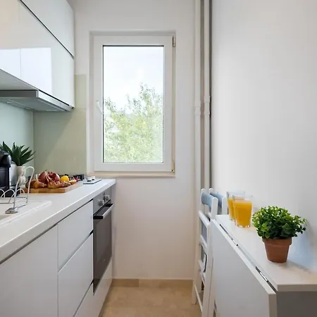 G24 - Luxurious & Cozy Inspired By Freedom