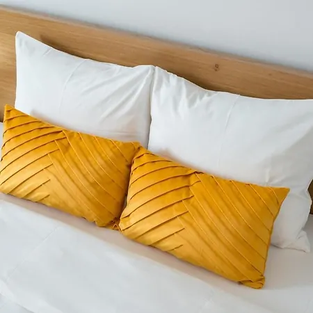 G24 - Luxurious & Cozy Inspired By Freedom * Bucarest