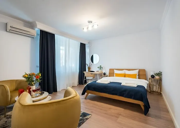 G24 - Luxurious & Cozy Inspired By Freedom Apartment