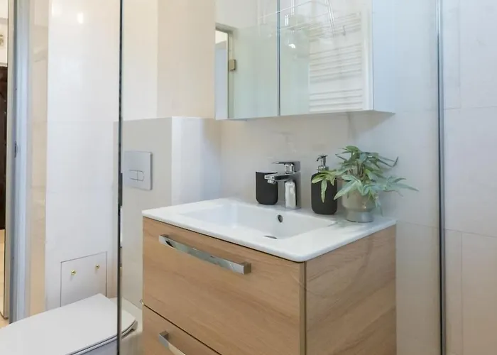 Apartment G24 - Luxurious & Cozy Inspired By Freedom